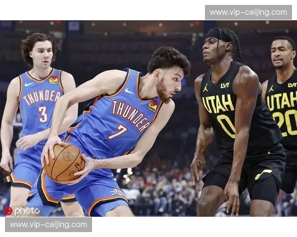 亚历山大与霍姆格伦的配合 雷霆年轻核心间战术权重的磨合